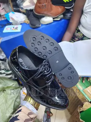 Black Shiny Gentle Shoes 1