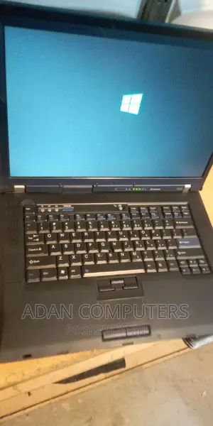 Laptop Lenovo ThinkPad R61 3GB Intel Core 2 Duo HDD 72GB