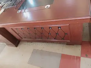 Executive Table (140cm)