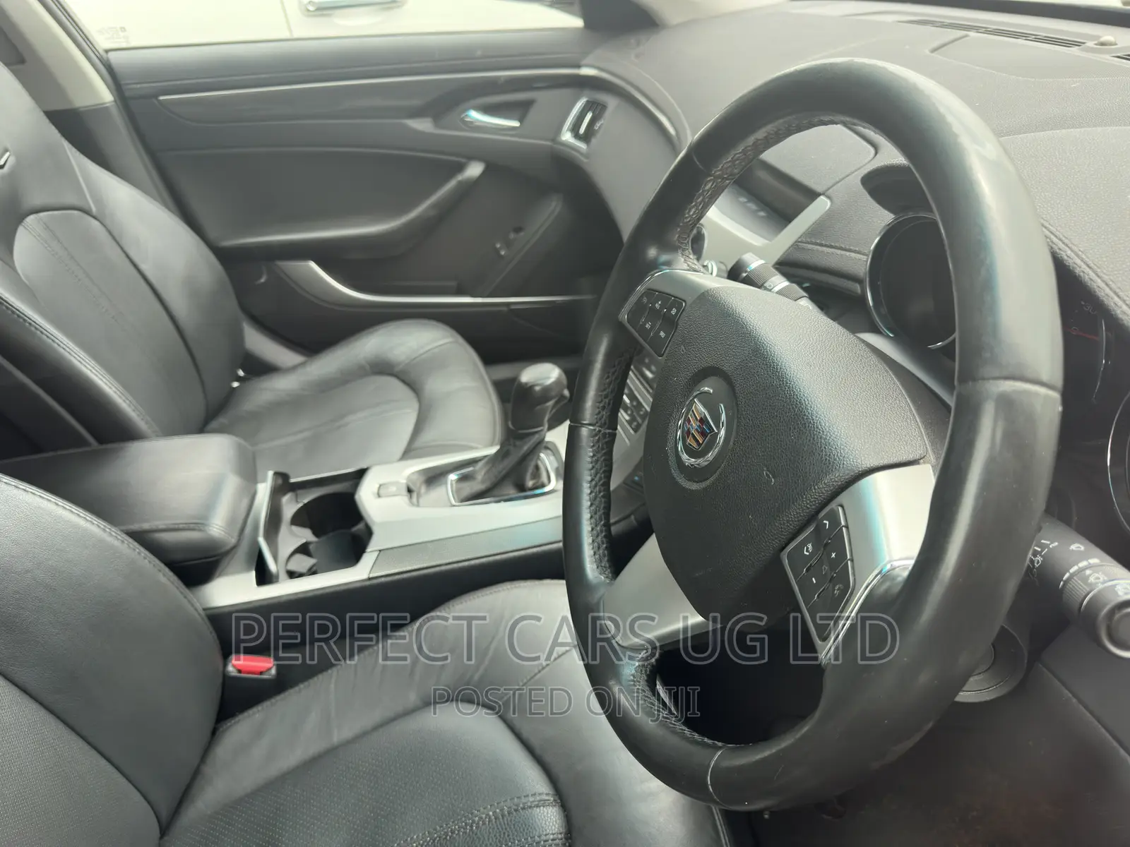 Cadillac CTS Luxury Automatic 2011 Black