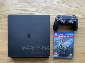 Ps4 Slim With 500gb Hard Drive and 8 Games