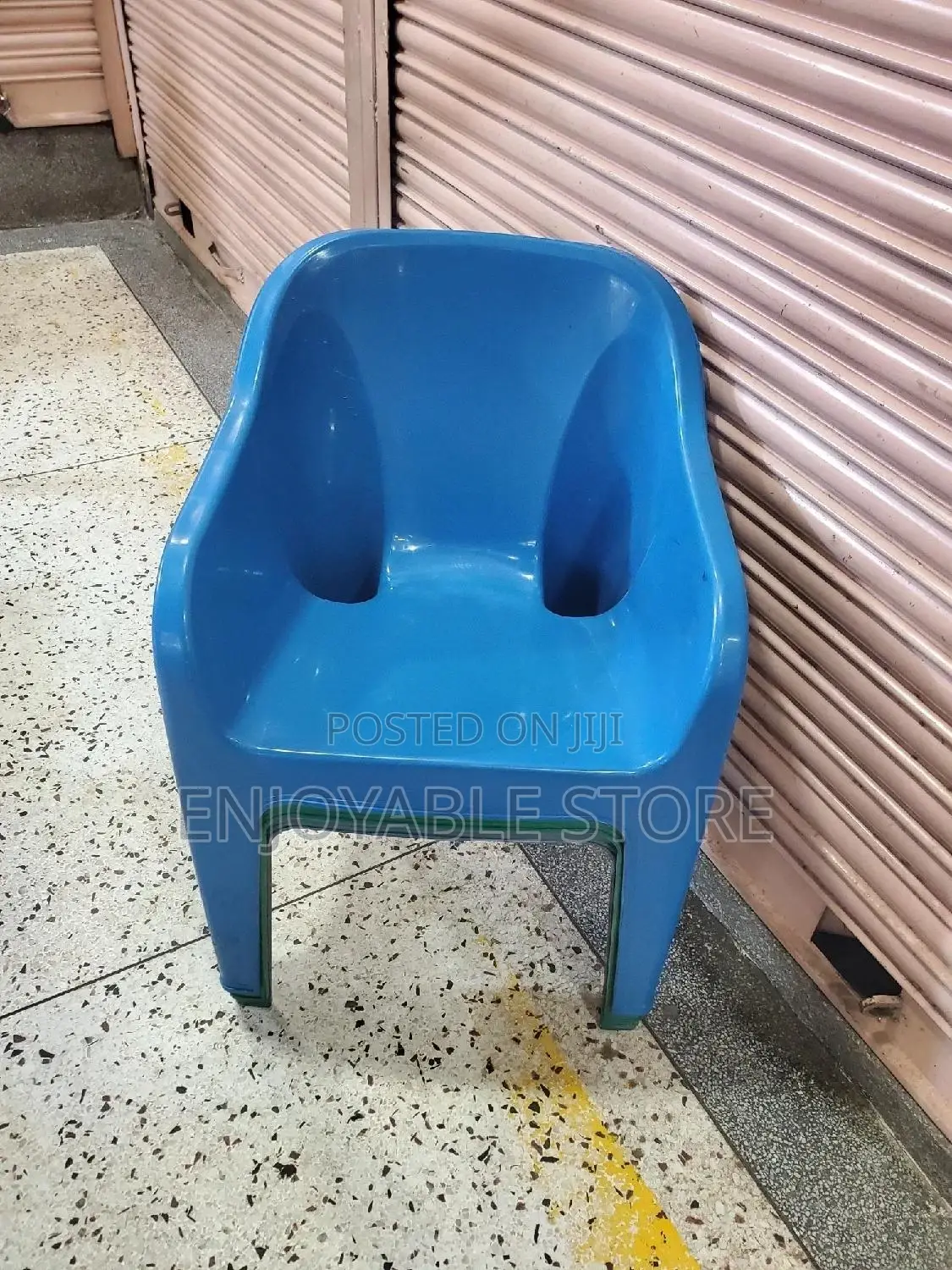 Bar and Restaurant Plastic Sofa Chair