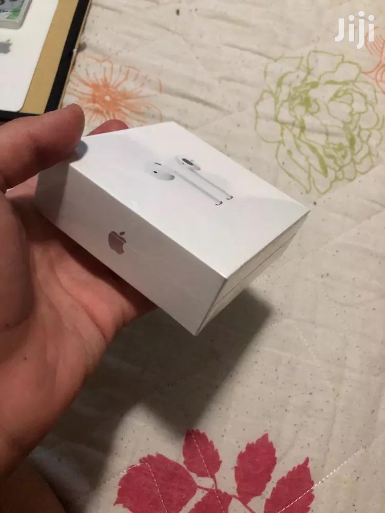 Original Apple Airpods 1