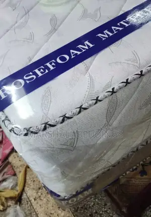 Photo - 6*6"13inches Latex High Density Rubber Mattress
