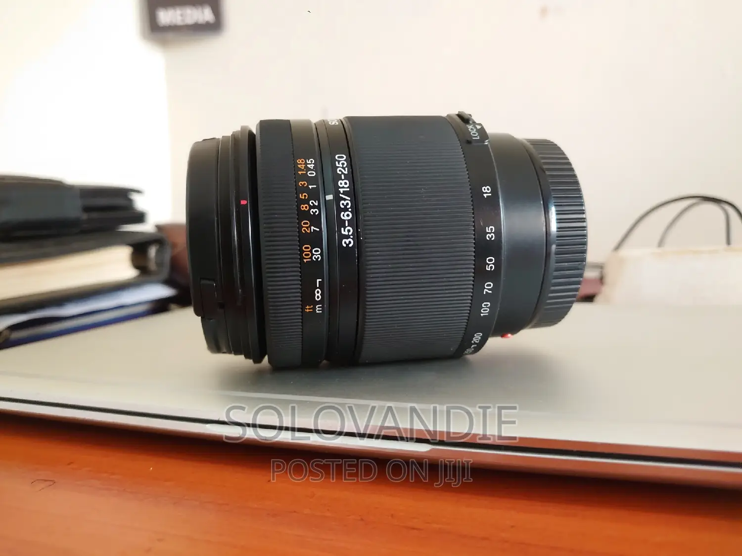 Sony Lens 18-250mm A-mount