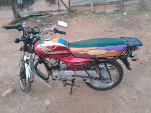 Bajaj Boxer 2020 Red