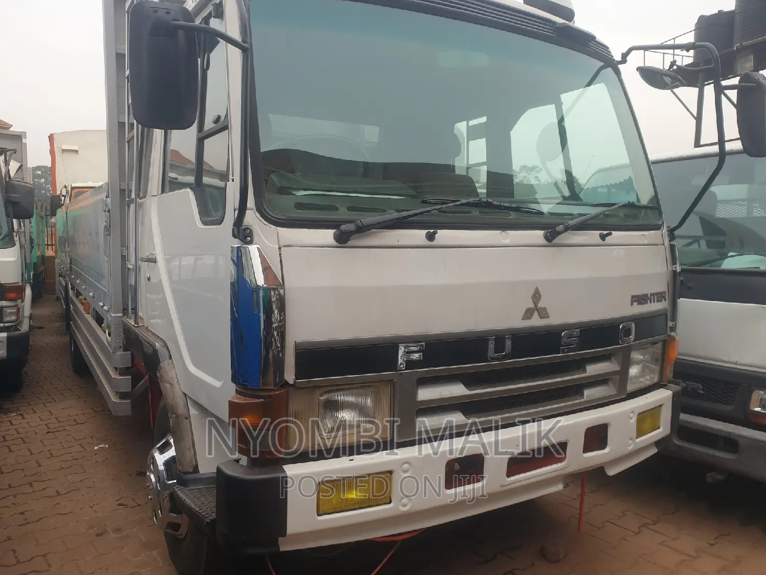 Fuso Fighter Truck