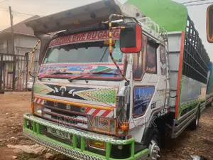 Fuso Fighter Mitsubishi