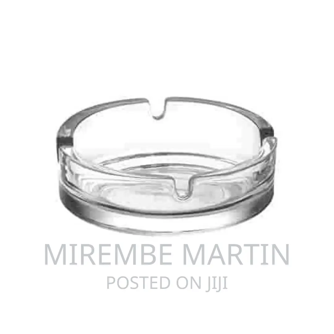 Glass Ashtray for Cigarettes, Portable Decorative
