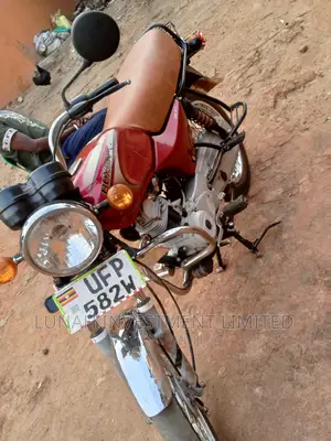 Bajaj Boxer 2023 Red