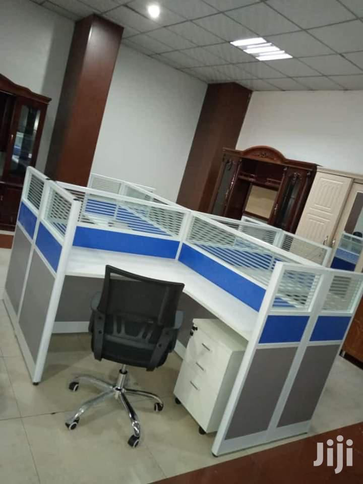 Workstation 4 Seaters