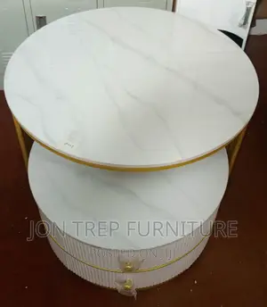 Center Round Table Mable.