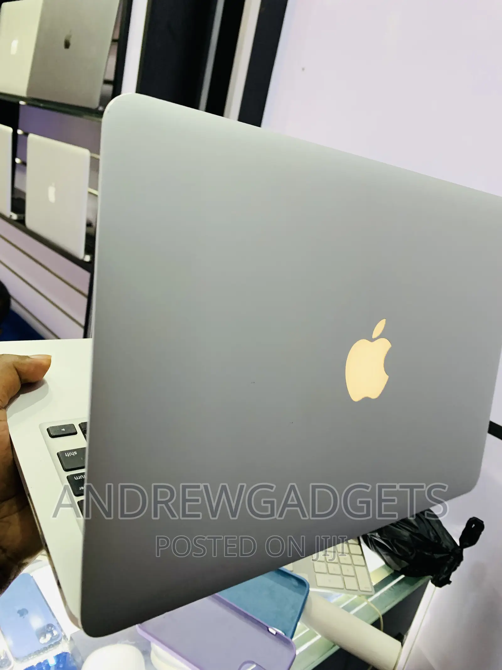 Laptop Apple MacBook Pro 2015 8GB Intel Atom SSD 256GB