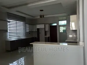 Furnished 6bdrm Mansion in Kira, Central Division for sale