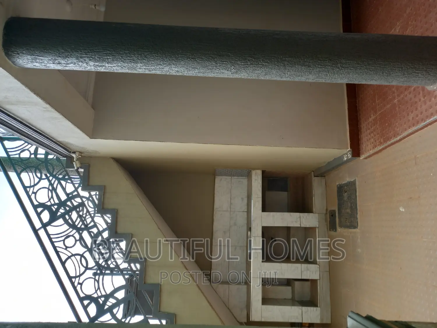Furnished 6bdrm Duplex in Kira Town for sale