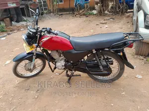 Yamaha Crux 2019 Red