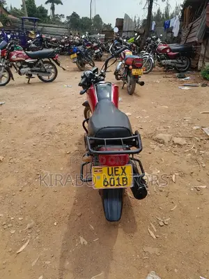 Yamaha Crux 2019 Red