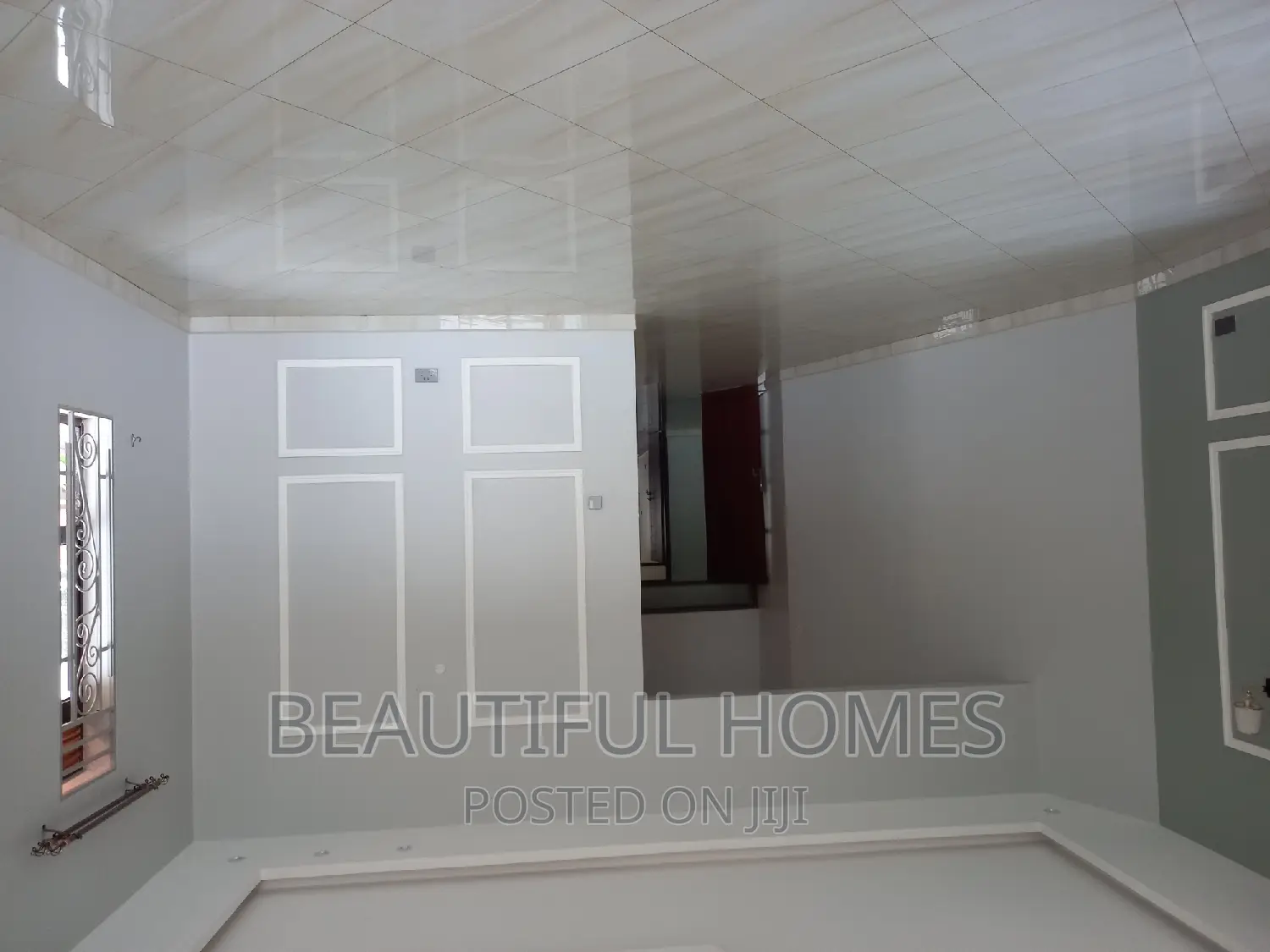 Furnished 6bdrm Duplex in Kira for sale