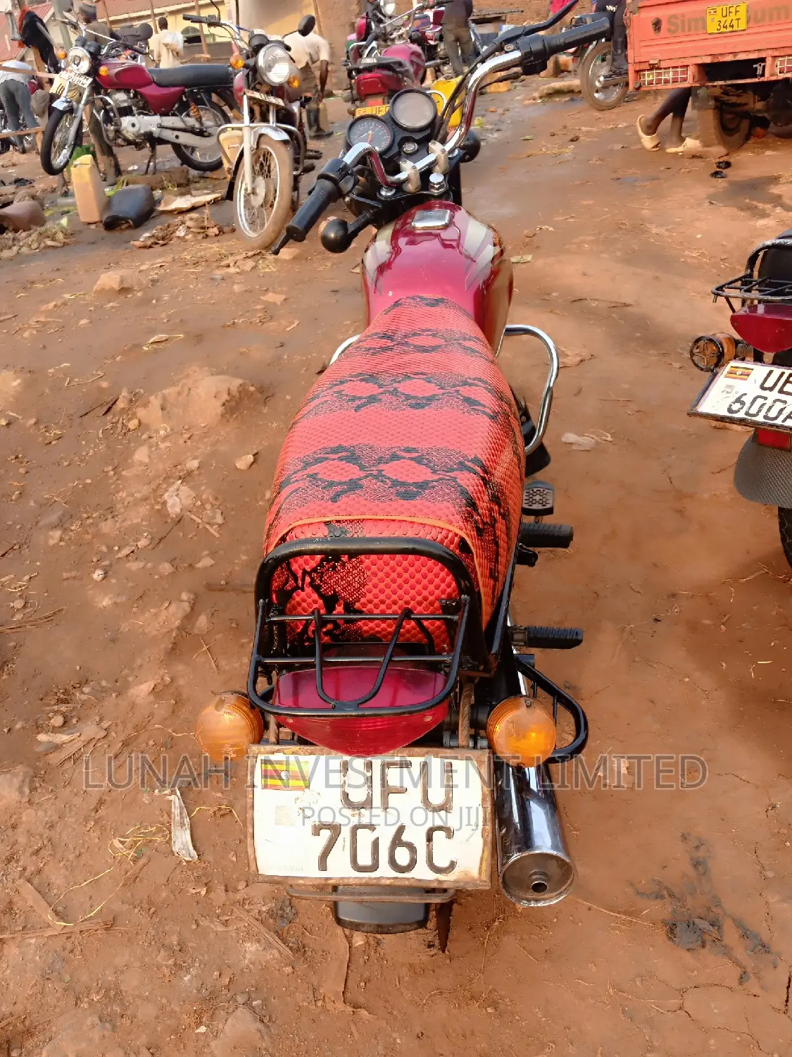 Bajaj Boxer 2023 Red