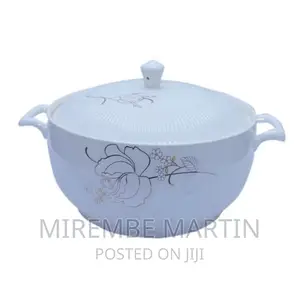 A Set of 3 Porcelain Serving Bowls/ Dishes
