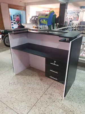 RECEPTION DESK (1.4 Meters)