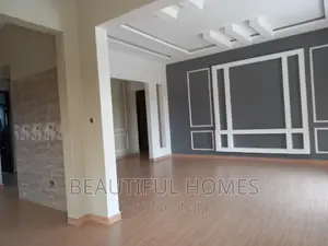 Furnished 5bdrm Mansion in Kira Tarmack for sale