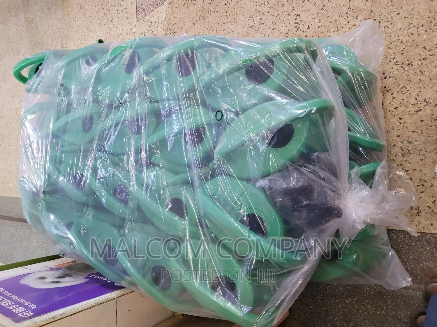Watering Cans 20 Pieces