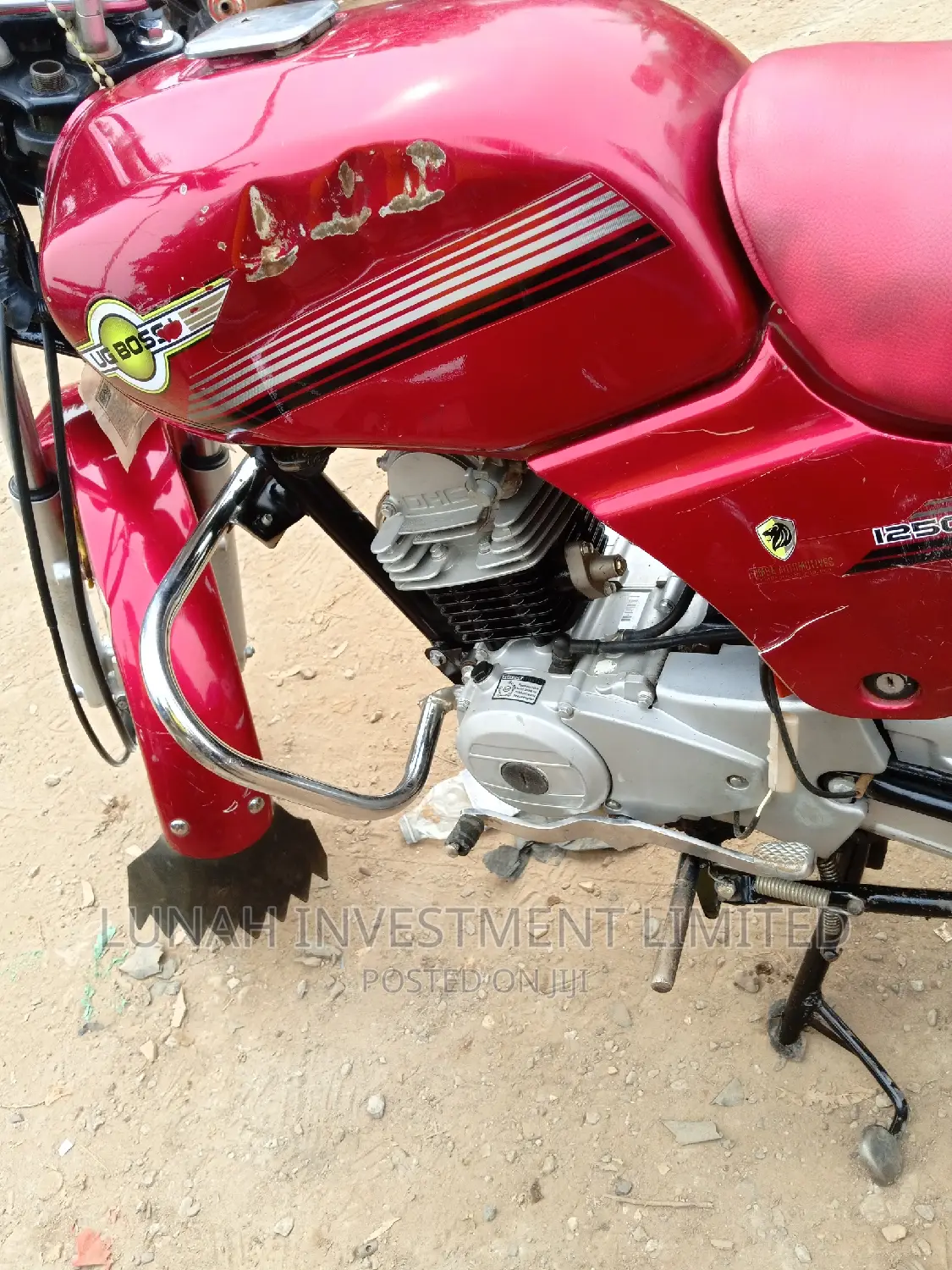 Bajaj Discover 100 2022 Red