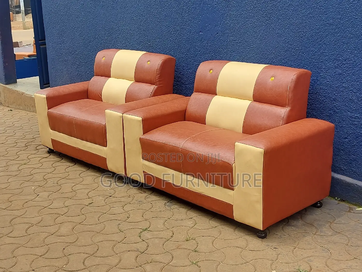 Luxurious Four Seaters Sofas