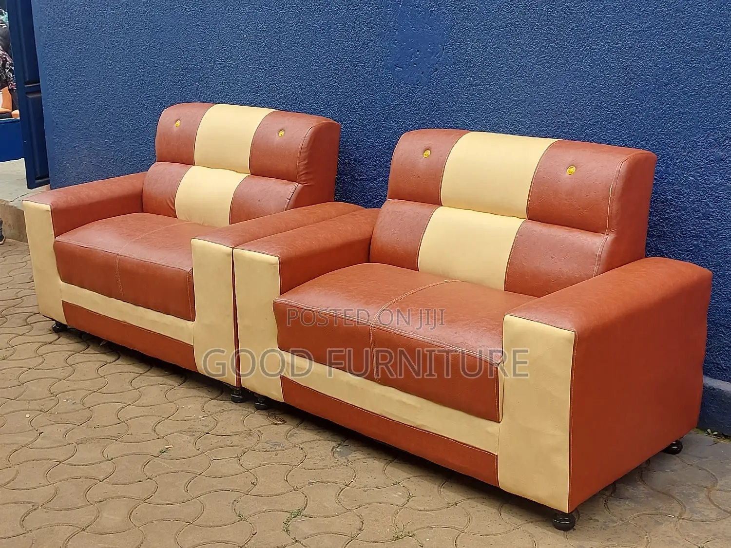 Luxurious Four Seaters Sofas