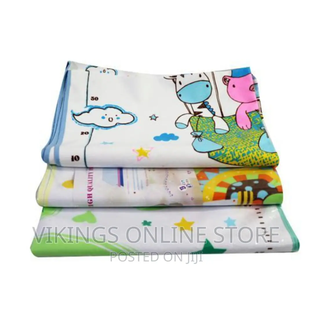 Baby’S Urine Mat Big Size – Color May Vary Accordingly