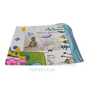 Baby’S Urine Mat Big Size – Color May Vary Accordingly