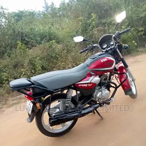 TVS HLX 125 2023 Red