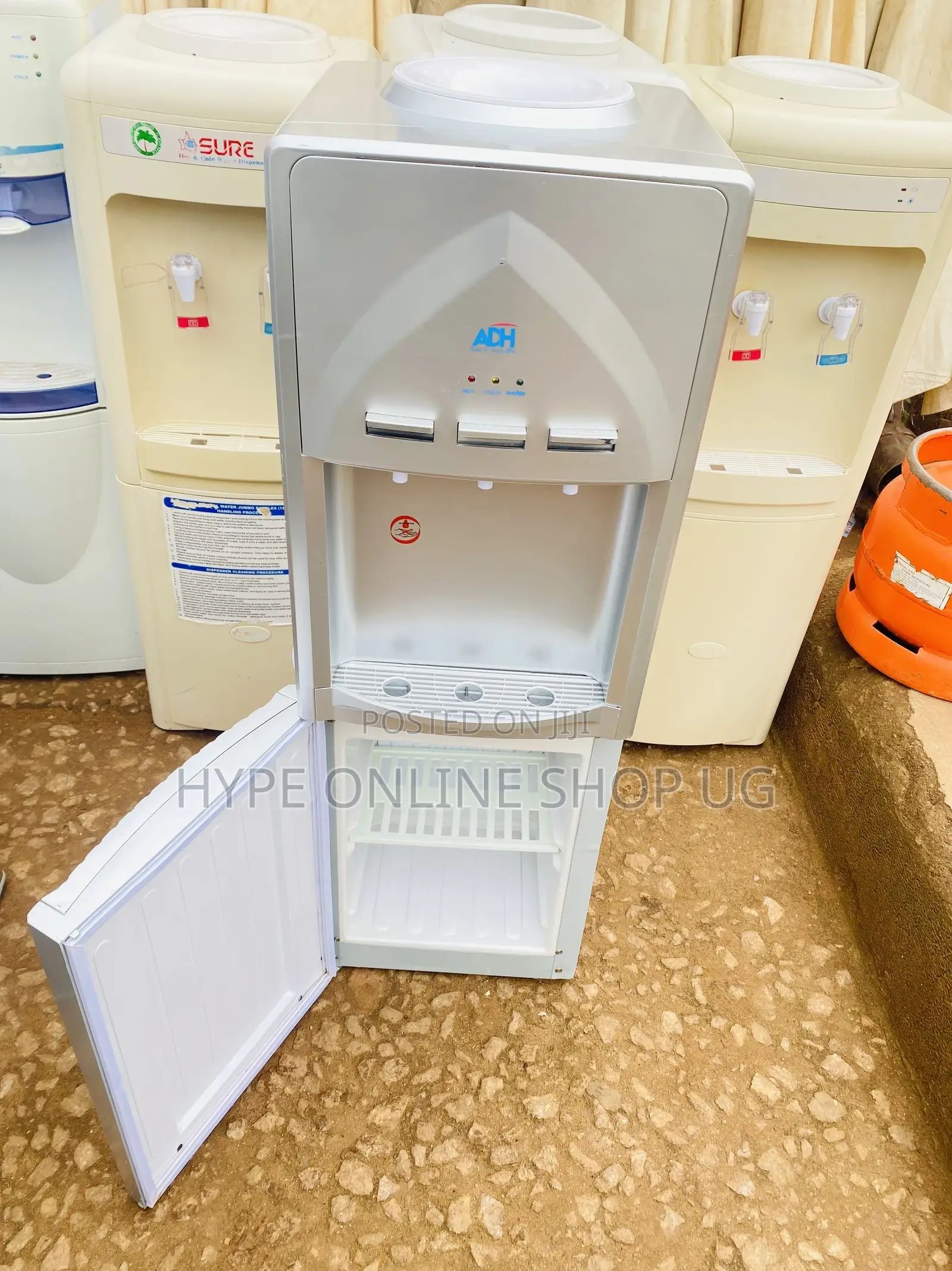 Hot and Cold Brandnew Water Dispenser 04