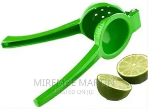 Plastic Manual Double Layer Lemon Squeezer -