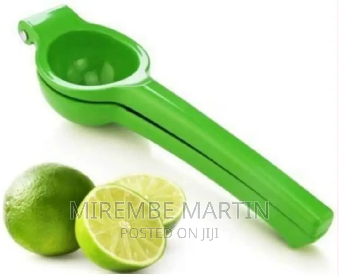 Plastic Manual Double Layer Lemon Squeezer -