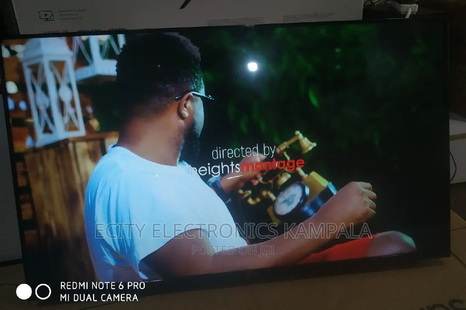 It's 43"Inch Smart Lg