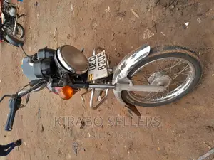 Bajaj Boxer 100 2019 Red
