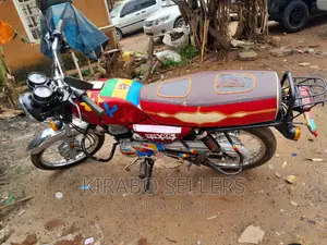 Bajaj Boxer 2023 Red