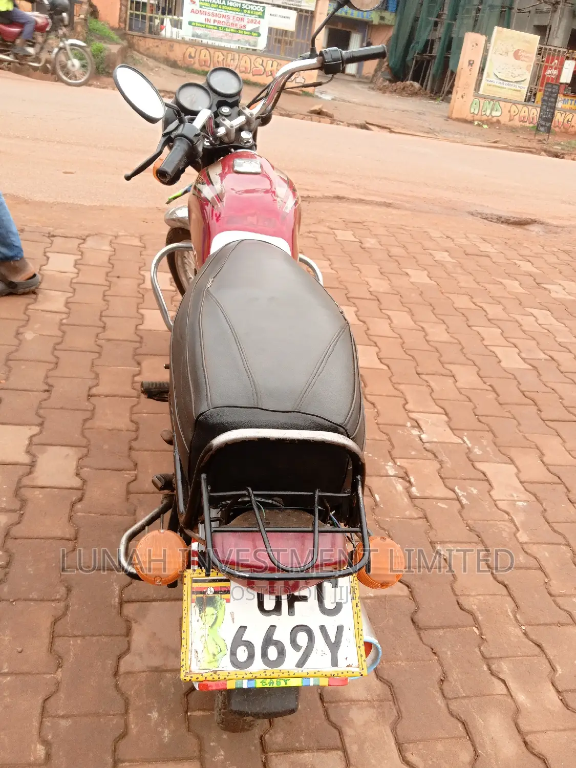 Bajaj Boxer 2022 Red