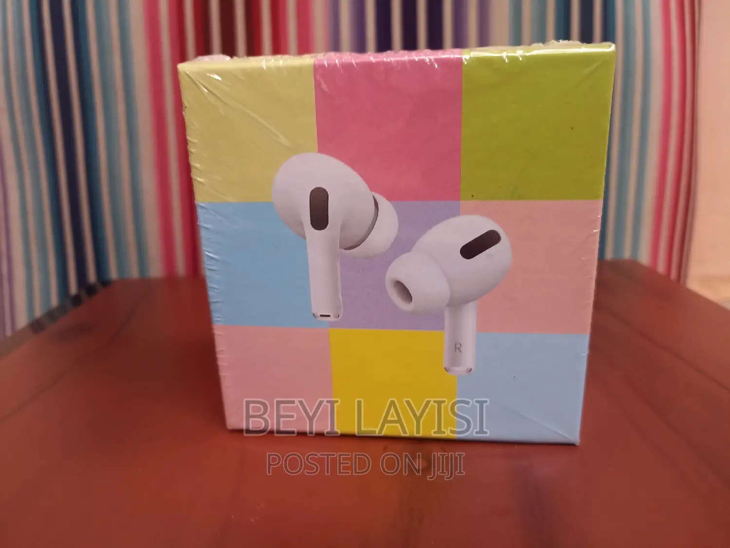 Airpods Pro Earphones White Checked Coloured