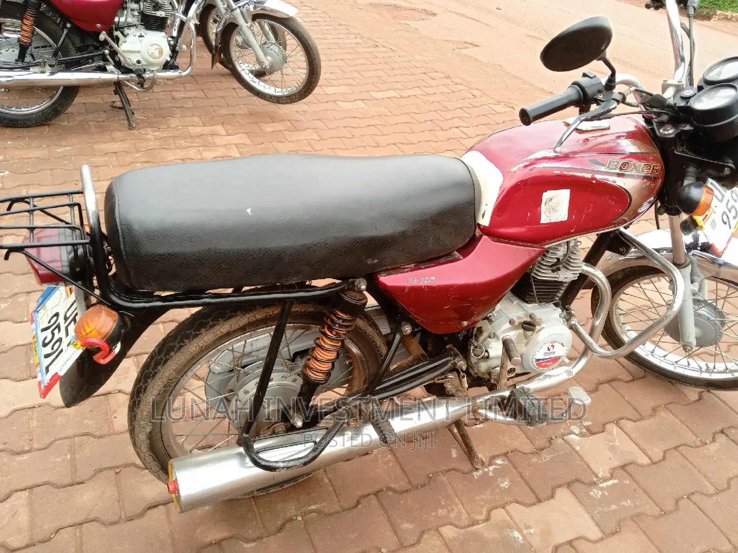 Bajaj Boxer 100 2023 Red