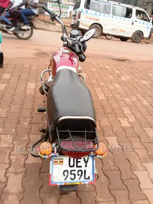 Bajaj Boxer 100 2023 Red