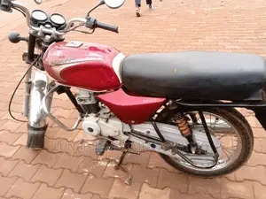Bajaj Boxer 100 2023 Red