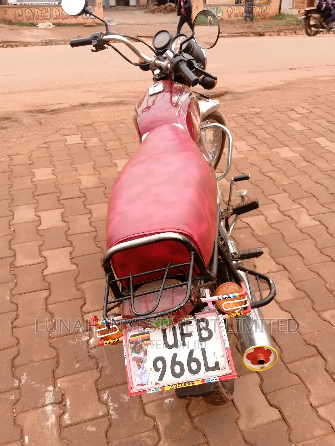 Bajaj Boxer 2023 Red