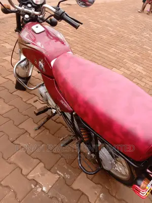 Bajaj Boxer 2023 Red