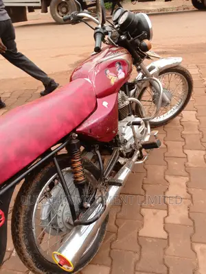 Bajaj Boxer 2023 Red