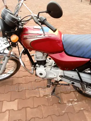 Bajaj Boxer 2024 Red