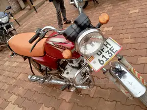 Bajaj Boxer 2023 Red