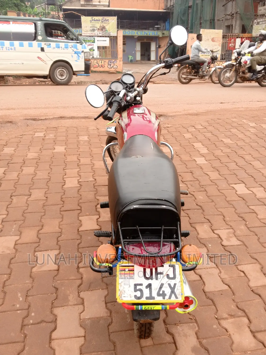 Bajaj Boxer BM100ES 2023 Red